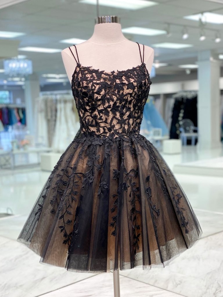 Stylish A Line Spaghetti Straps Black Short Homecoming Dress With Appliques
