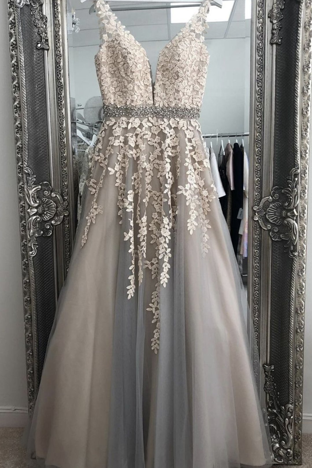 Elegant A Line Deep V Neck Grey Long Prom Dress With Appliques