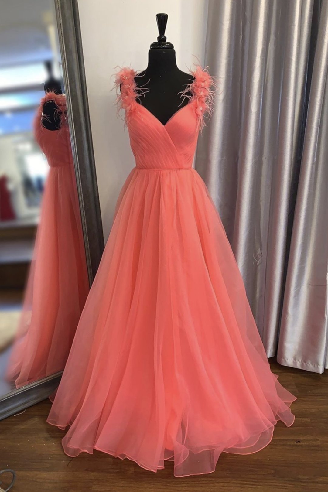 Beautiful A Line Sweetheart Long Prom/evening Party Dress With Feather